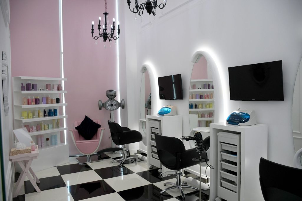 Cut & Color-Deluxe Friseur Team